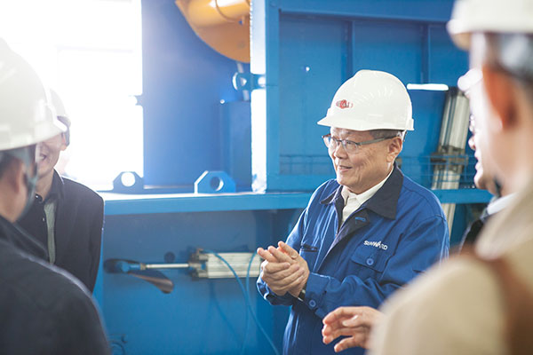 bti体育智能董事长何清华荣获“第九届发现创业奖·人物奖”特等奖