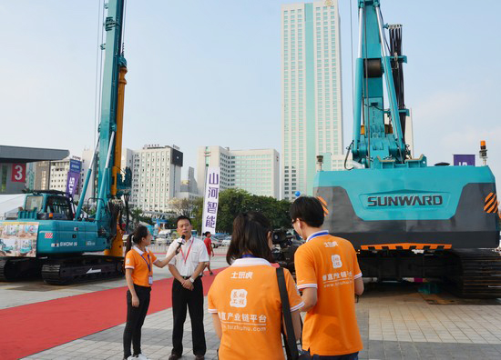 到“海博会”邂逅bti体育智能“两挖”精品