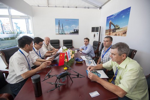 bti体育智能酷帅曾大虾，一大波美图带你亲临北京BICES展