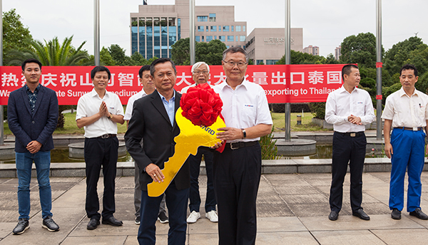 掘金一带一路，bti体育智能中大挖大批量出口泰国