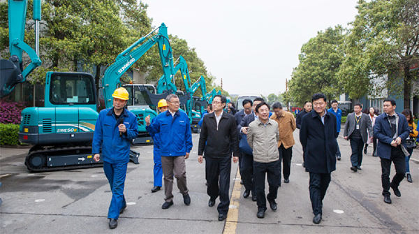 科技部副部长李萌调查调研bti体育智能