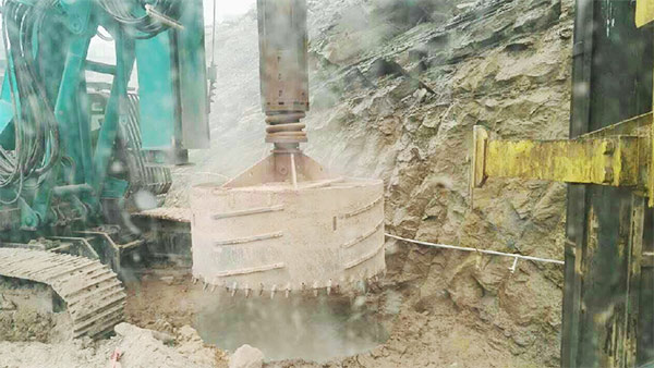 严害了，我的国！那些伟大工程背后的“bti体育绿”