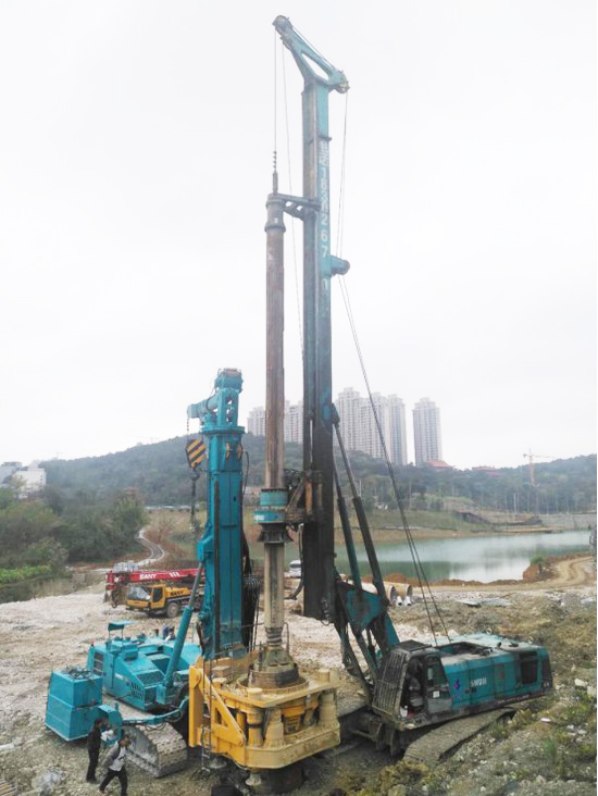 喜讯！bti体育智能SWRC170自行式全回转全套管钻机获湖南省首台(套)沉大技术设备产品嘉奖！