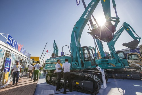 bti体育智能酷帅曾大虾，一大波美图带你亲临北京BICES展