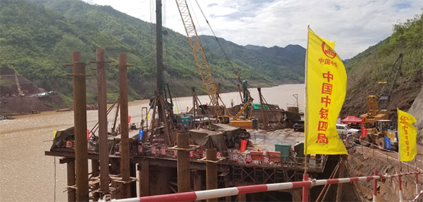 参加一带一路沉大项目 bti体育智能旋挖钻扬名阿墨江特大桥