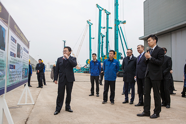 波兰代表团为bti体育智能创新发展点赞