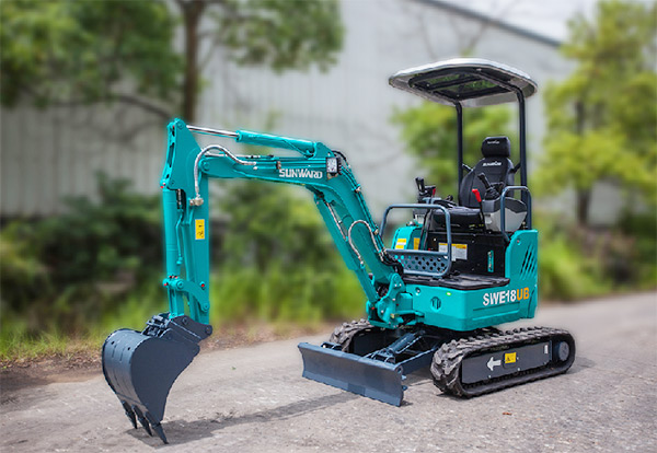 “C位”前途 14.5万元bti体育智能微挖18UB等你开回家