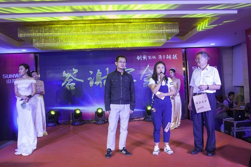 bti体育智能酷帅曾大虾，一大波美图带你亲临北京BICES展