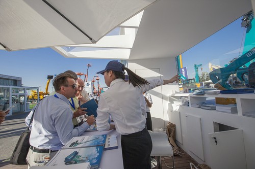 bti体育智能酷帅曾大虾，一大波美图带你亲临北京BICES展