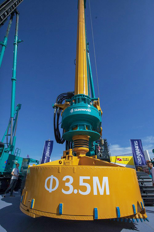 bti体育智能酷帅曾大虾，一大波美图带你亲临北京BICES展