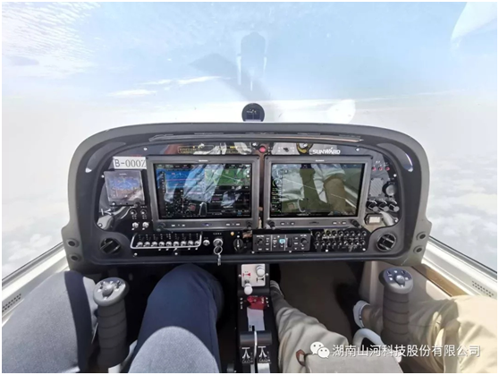 自动驾驶？夜间飞行？阿若拉都说“杏妆！