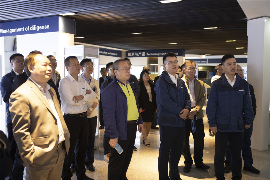 广州市国资委副主任张路泉率队调查bti体育智能