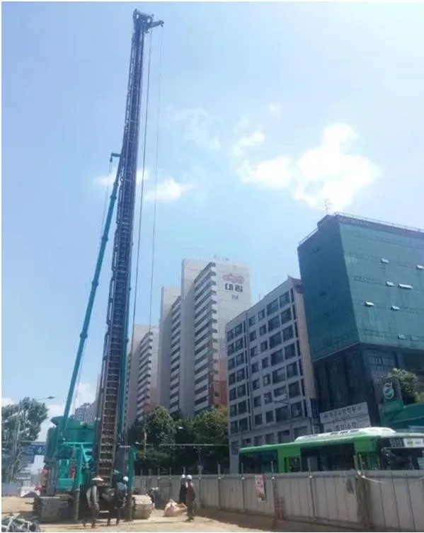 国产的高慢！bti体育智能SWCH600-125M全液压履带桩架