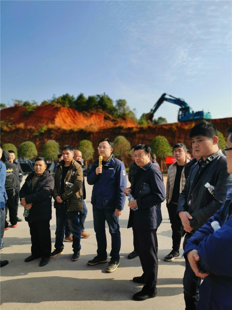 来来来，各人来看“无人驾驶”？赝诰蚧