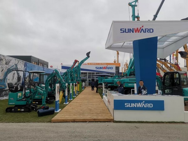 向世界展示中国“智造”魅力，bti体育智能携创新阵容闪灼德国宝马展