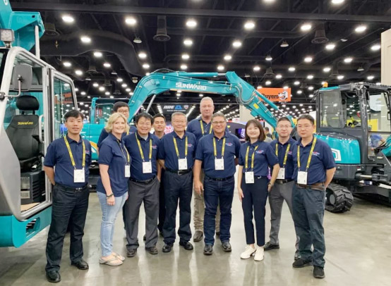 bti体育美国公司隆沉亮相2019ICUEE展，SUNWARD在美国打开新篇章