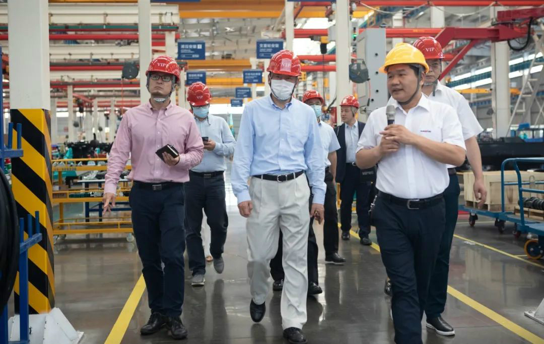 中国金茂高级副总裁张辉率团调查bti体育智能