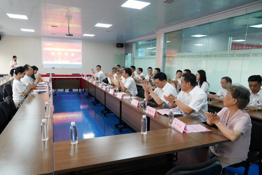 bti体育学院（bti体育党校）揭牌暨bti体育智能与湖南大学人才造就战术合作签约典礼圆满进行