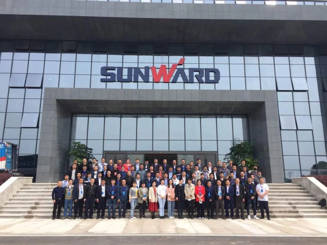 长沙工业机械人利用专题训练营到访bti体育智能