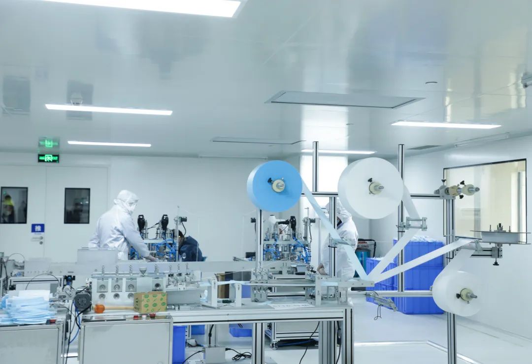 董事长启封bti体育智能第一个制品口罩