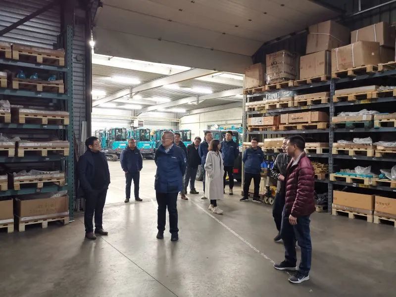 bti体育智能董事长何清华“疫”向欧美行