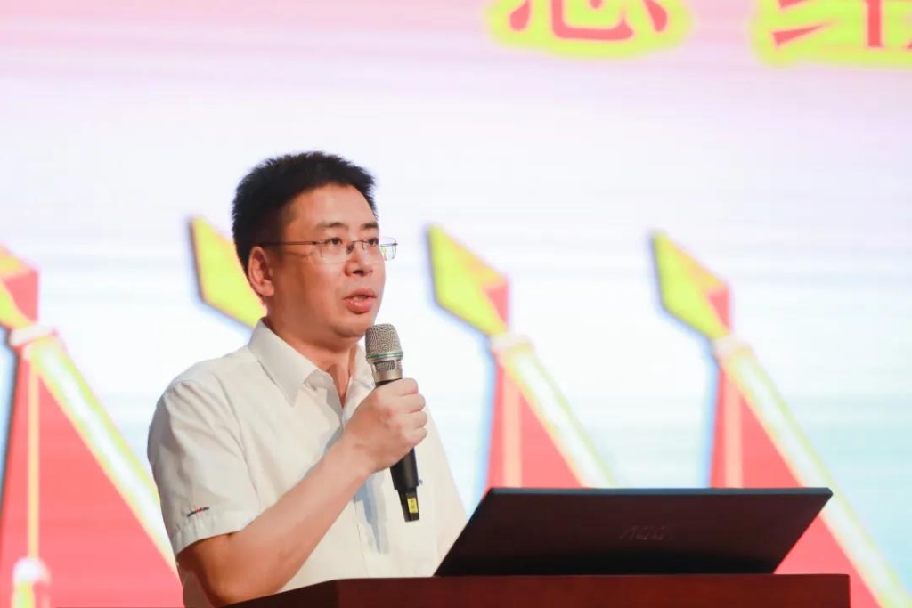 凝心聚力 迎接挑战 共赢bti体育 ——bti体育智能五届三次“双代会”成功召开