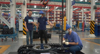 bti体育智能打造线上微挖盛宴，十万用户围观