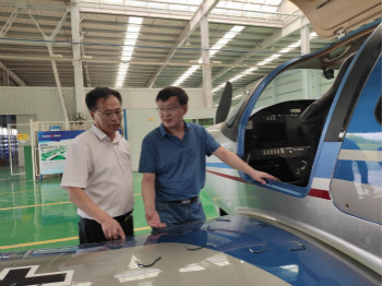 呼伦贝尔城投集团董事长柴冠辉率团调查bti体育科技