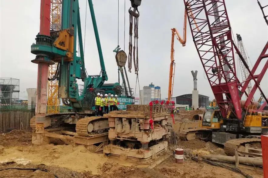 570天420根桩！bti体育机群惊艳贵阳机场扩建工程