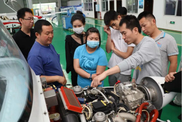 bti体育航空第十三期147部SA60L机型培训班圆满毕业