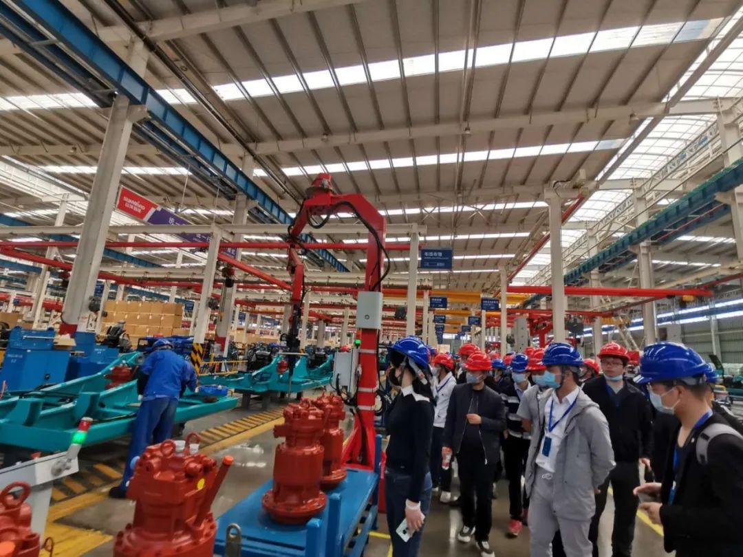 长沙工业机械人利用专题训练营到访bti体育智能