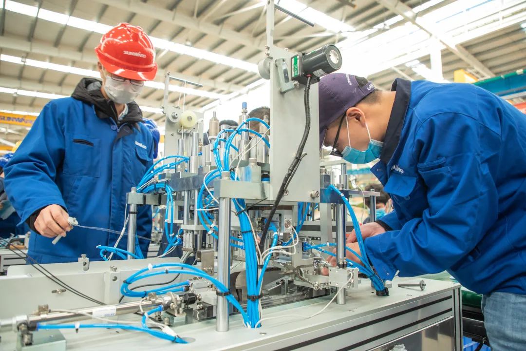 bti体育智能首批2万个口罩增援海表