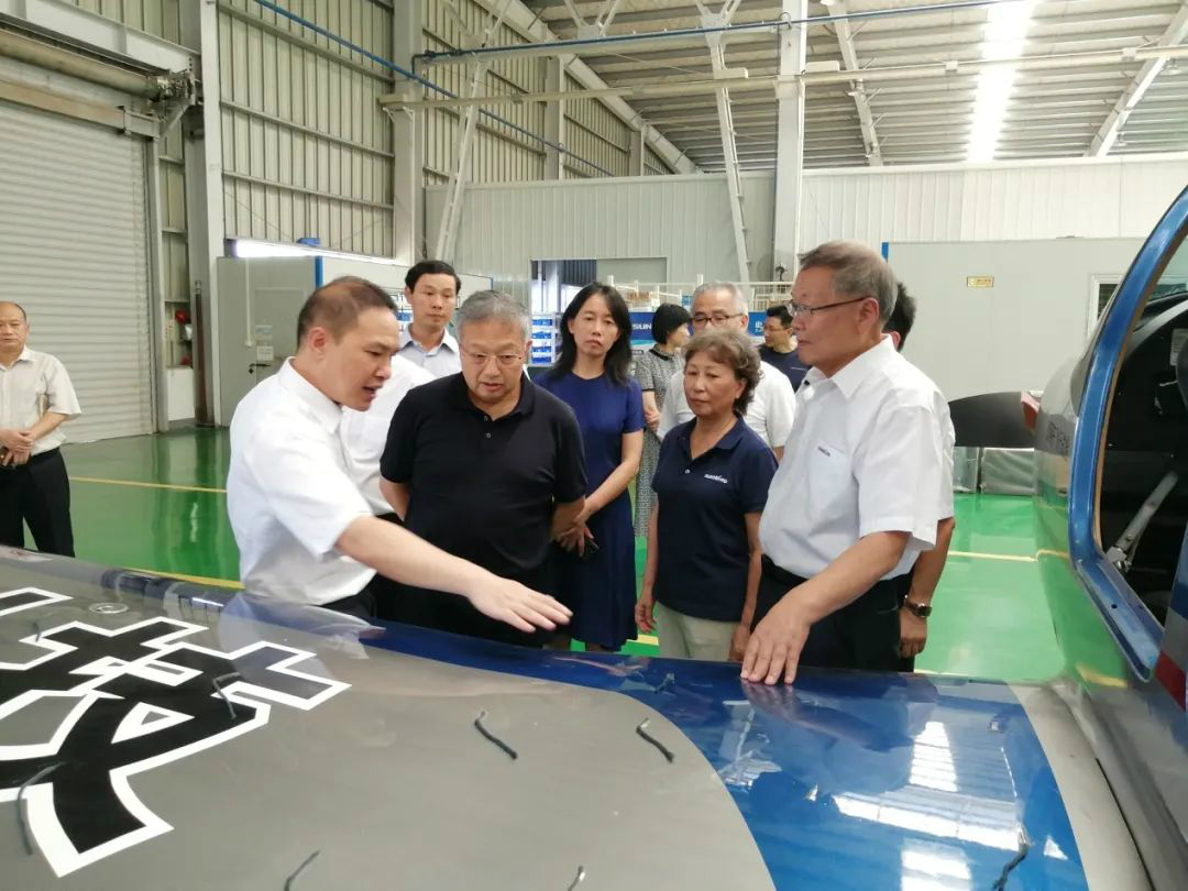 省人大常委会党组副书记、副主任王柯敏调研bti体育智能