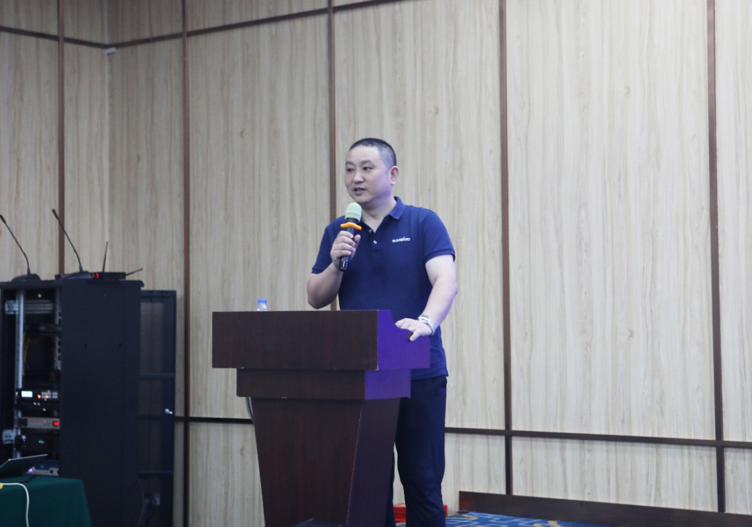 以强执行力聚焦基础能力建设 向挖掘机万台俱乐部迈进——bti体育智能2020年挖掘机经销商半年度会议圆满召