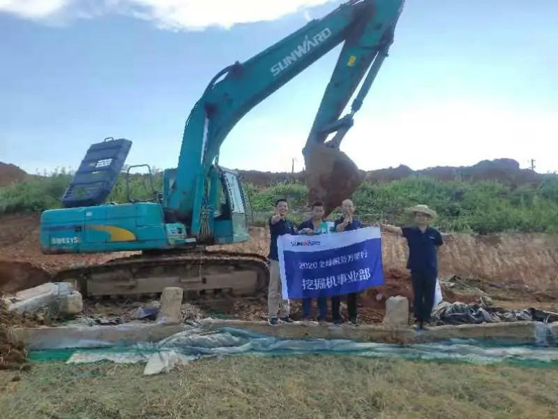 感恩相伴 关爱相随——湖北金刚bti体育服务万里行