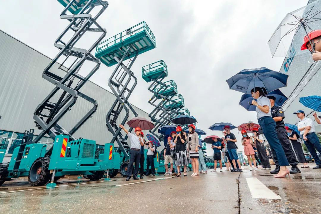 bti体育智能数字化出海升级暨结合阿里巴巴国际站线上直播活动圆满进行