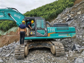 感恩相伴，关爱相随——bti体育智能服务万里行深刻广洋装务客户