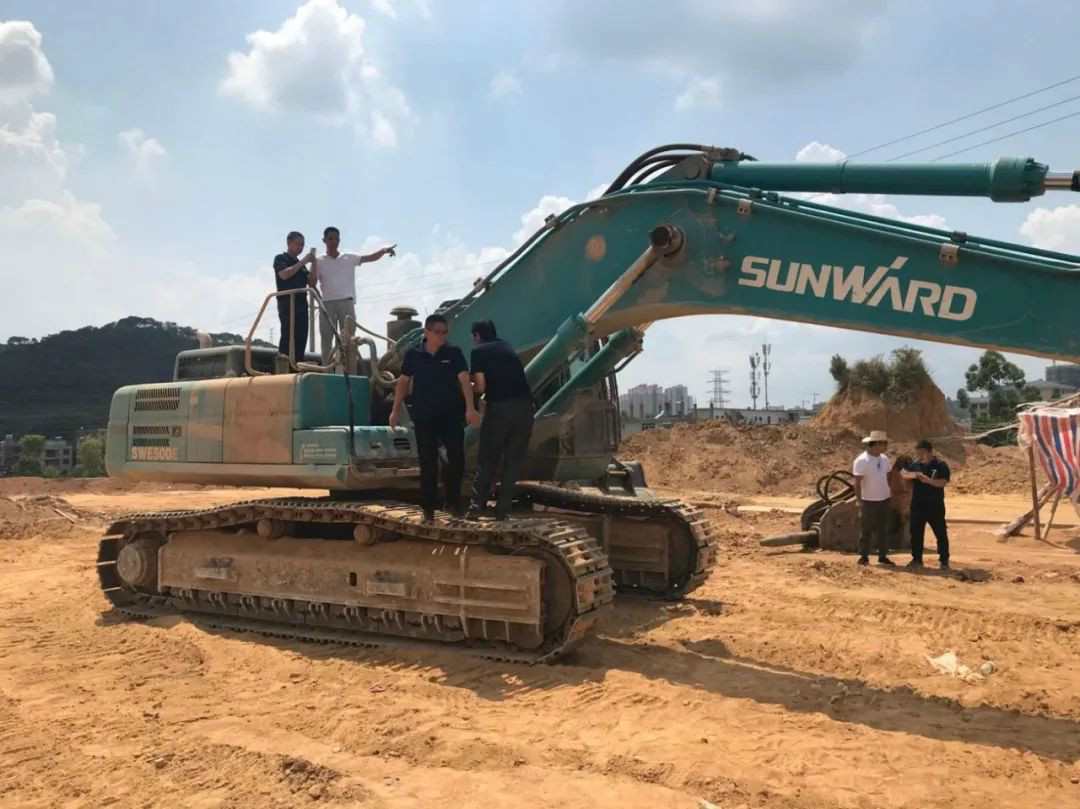 感恩相伴，关爱相随——bti体育智能服务万里行深刻广洋装务客户