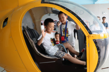 bti体育航空签约湖南航空技校，走校企融合发展路路