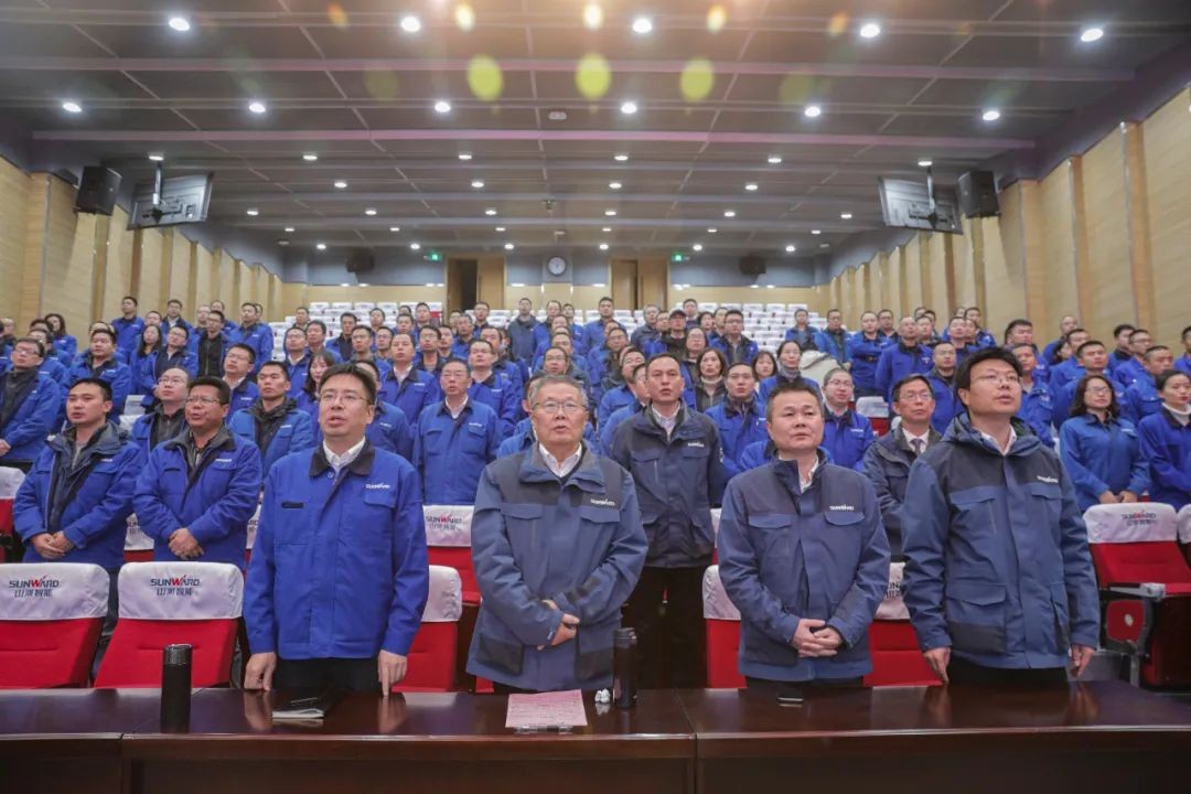 bti体育智能召开全国劳动圭表郝鹏载誉归来分享会