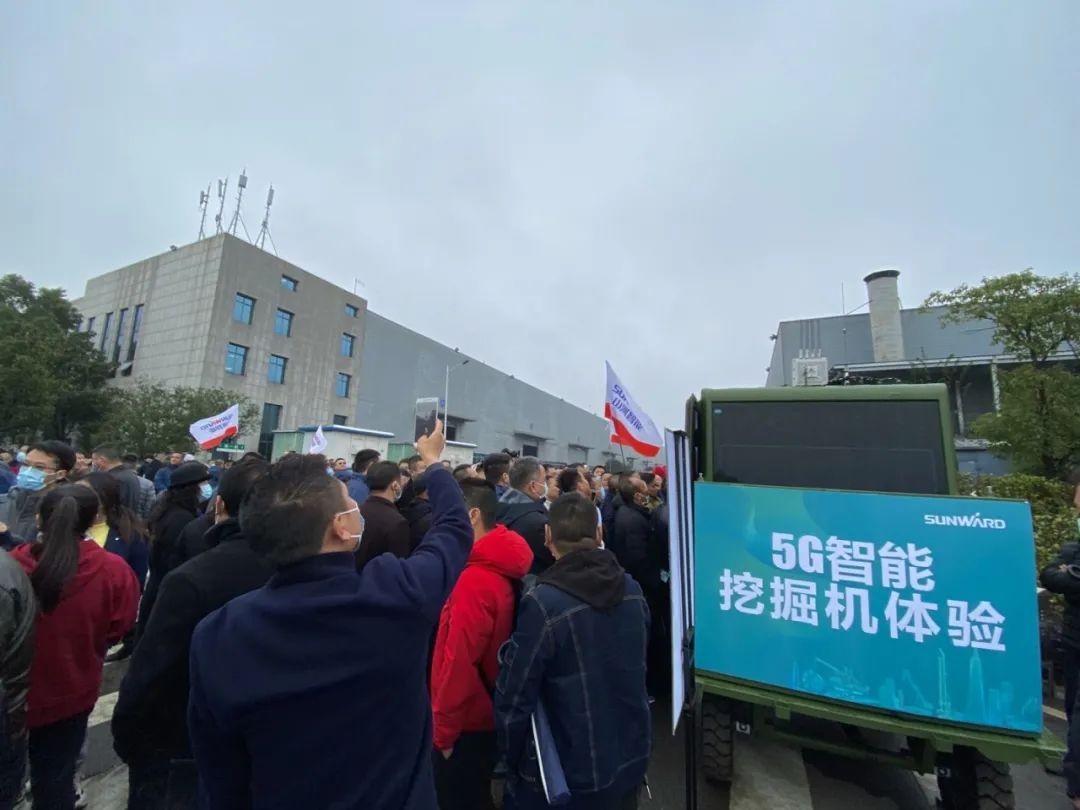 守正创新拓bti体育 bti体育智能闪灼2020上海宝马展