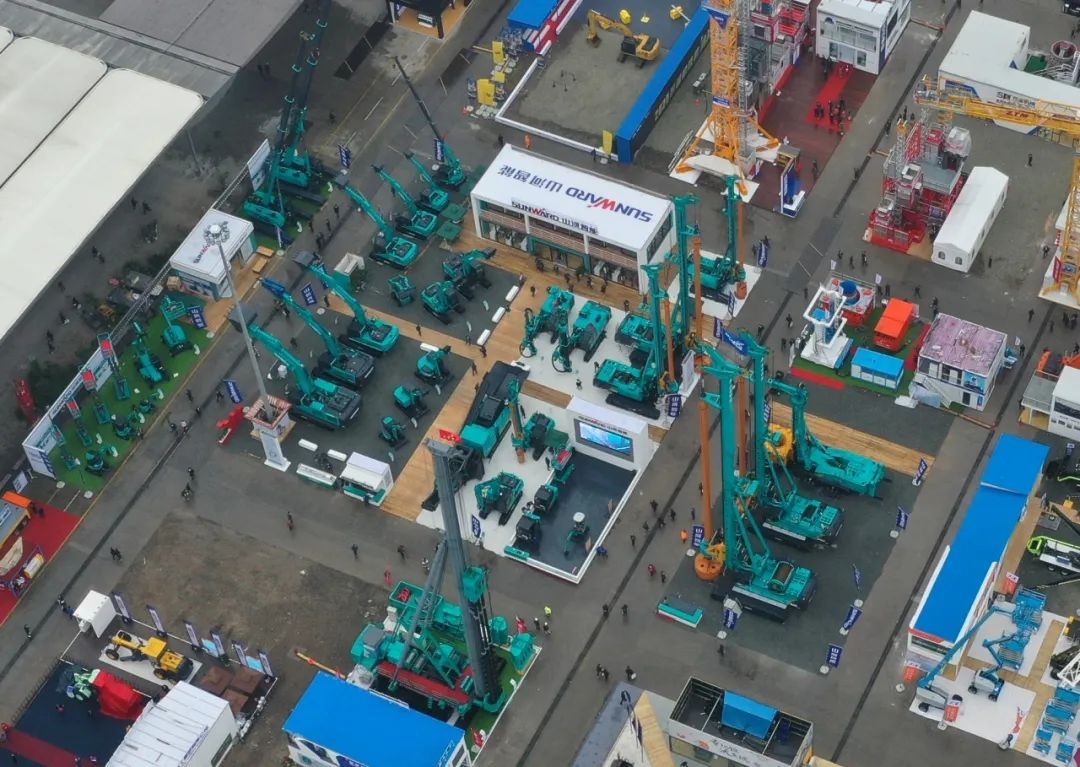 守正创新拓bti体育 bti体育智能闪灼2020上海宝马展