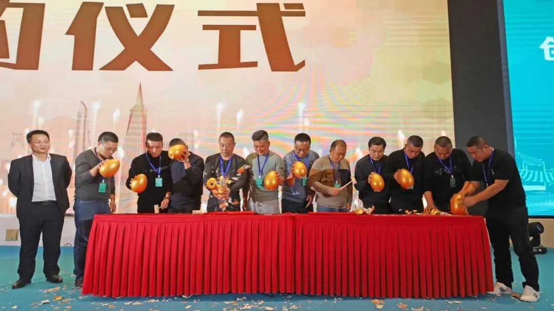 百台设备，成交额3.6亿！bti体育智能“圈粉”六朝古都