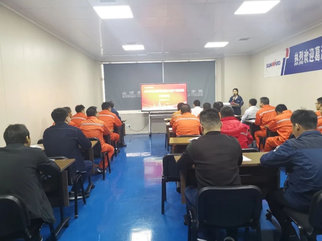 做bti体育的客户，我们宠你！ ——葛洲坝易普力公司项目辅导及骨干凿岩产品知识培训