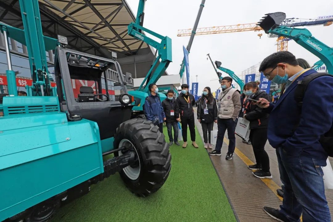 守正创新拓bti体育 bti体育智能闪灼2020上海宝马展