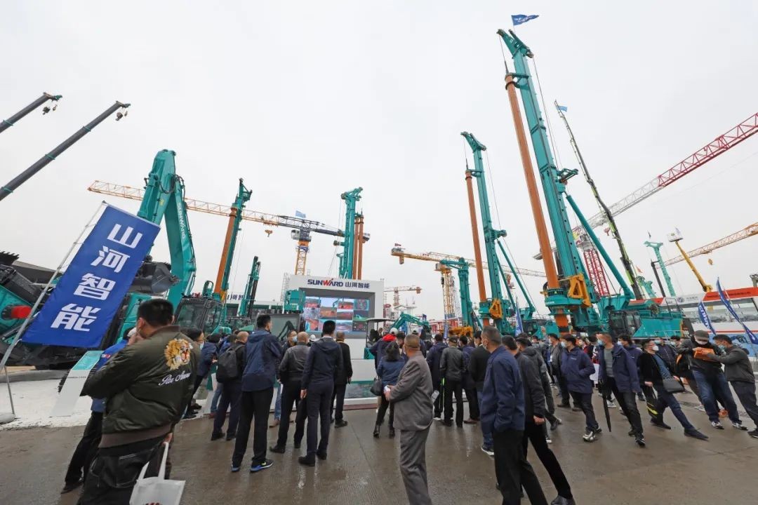 守正创新拓bti体育 bti体育智能闪灼2020上海宝马展