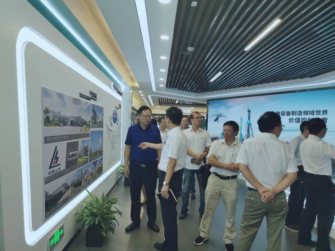 中南大学机电工程学院肖来荣书记到访bti体育智能