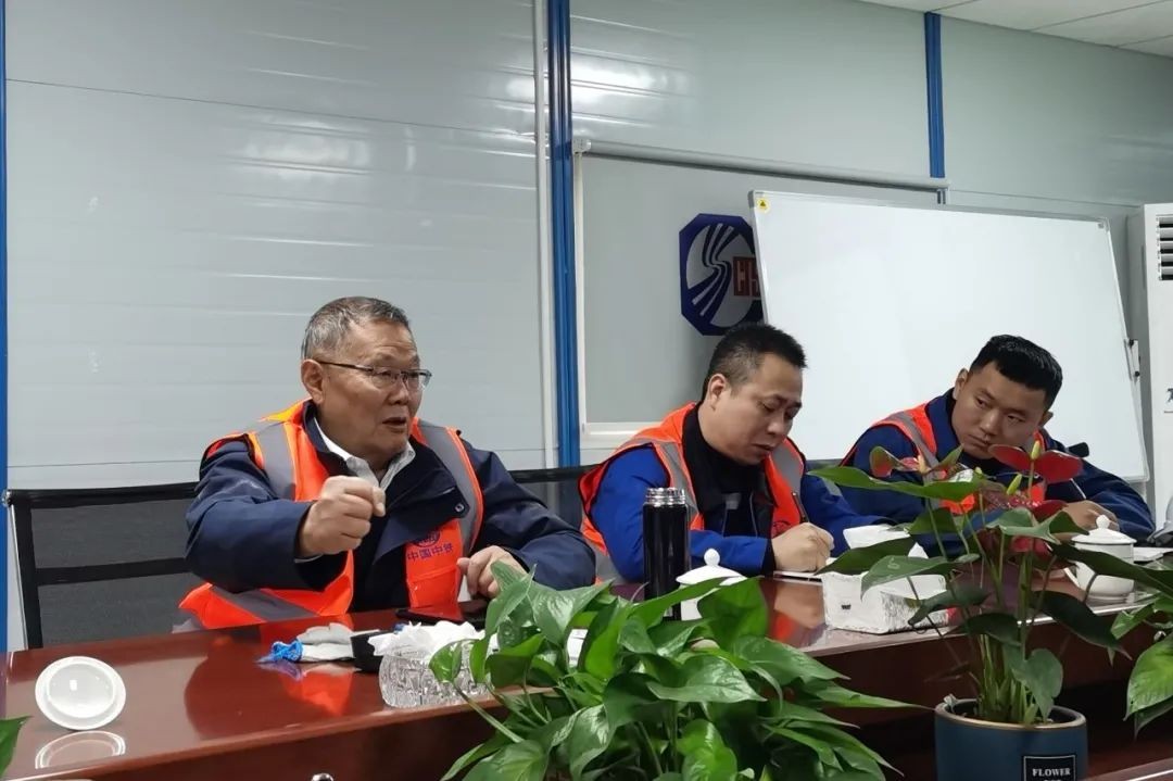 何清华亲临中铁bti体育盾构施工项目领导工作