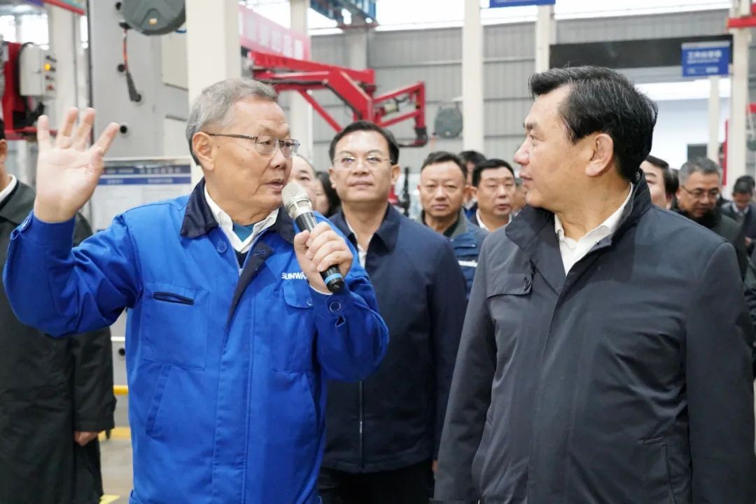 中国民航局局长冯正霖一行到bti体育智能调研领导