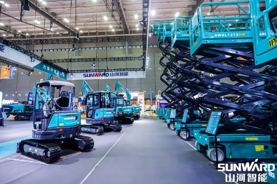 “bti体育绿”亮相长沙国际工程机械展，50余款产品尽显bti体育智能创新实力